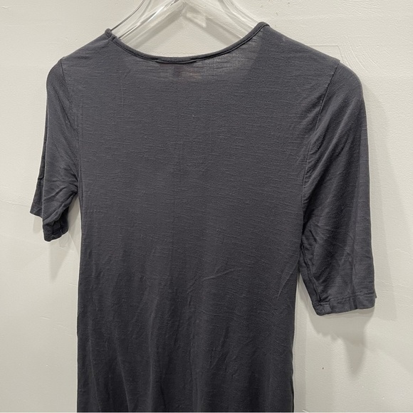 Modcloth Keyhole Grey Short Sleeve Stretch Top Size Small - Picture 7 of 7